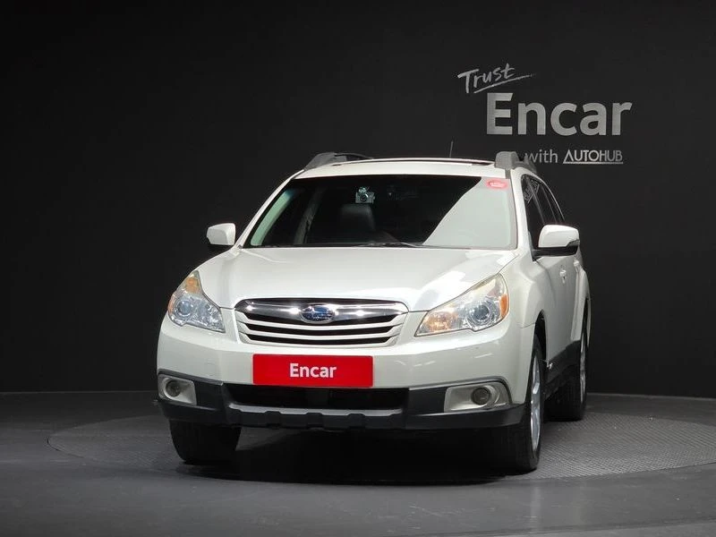 Subaru Outback 2.5 Automatic, снимка 3 - Автомобили и джипове - 56003031
