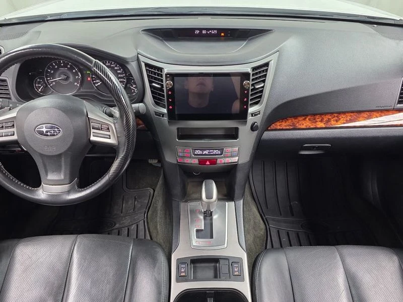 Subaru Outback 2.5 Automatic, снимка 7 - Автомобили и джипове - 56003031