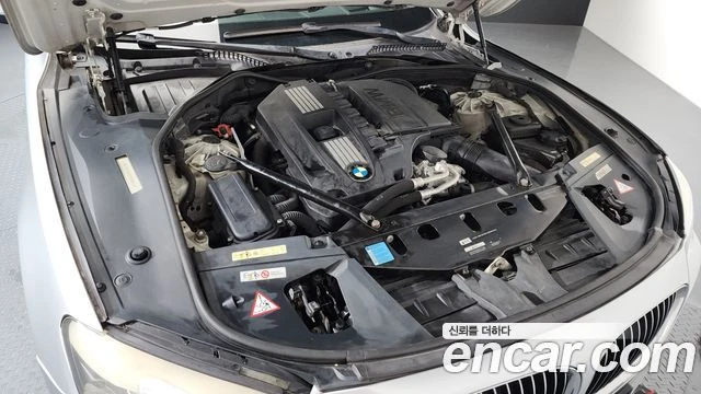 BMW 740, снимка 6 - Автомобили и джипове - 56077799