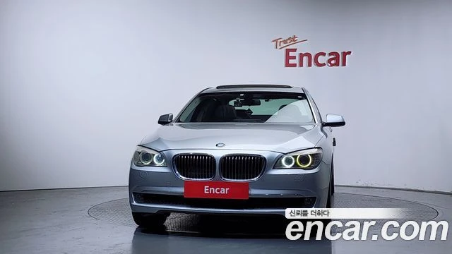 BMW 740, снимка 3 - Автомобили и джипове - 56077799