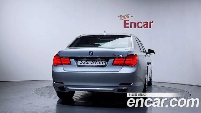 BMW 740, снимка 4 - Автомобили и джипове - 56077799