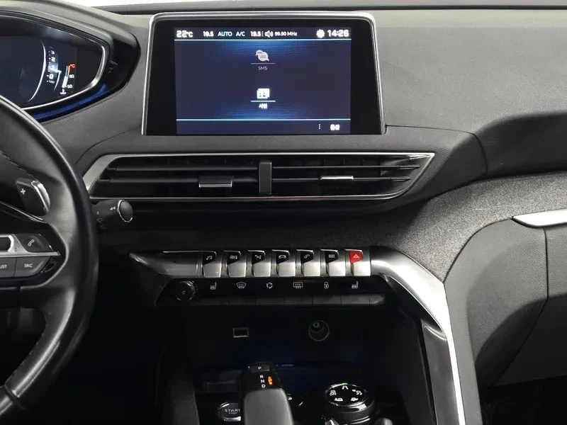 Peugeot 3008, снимка 13 - Автомобили и джипове - 56688442