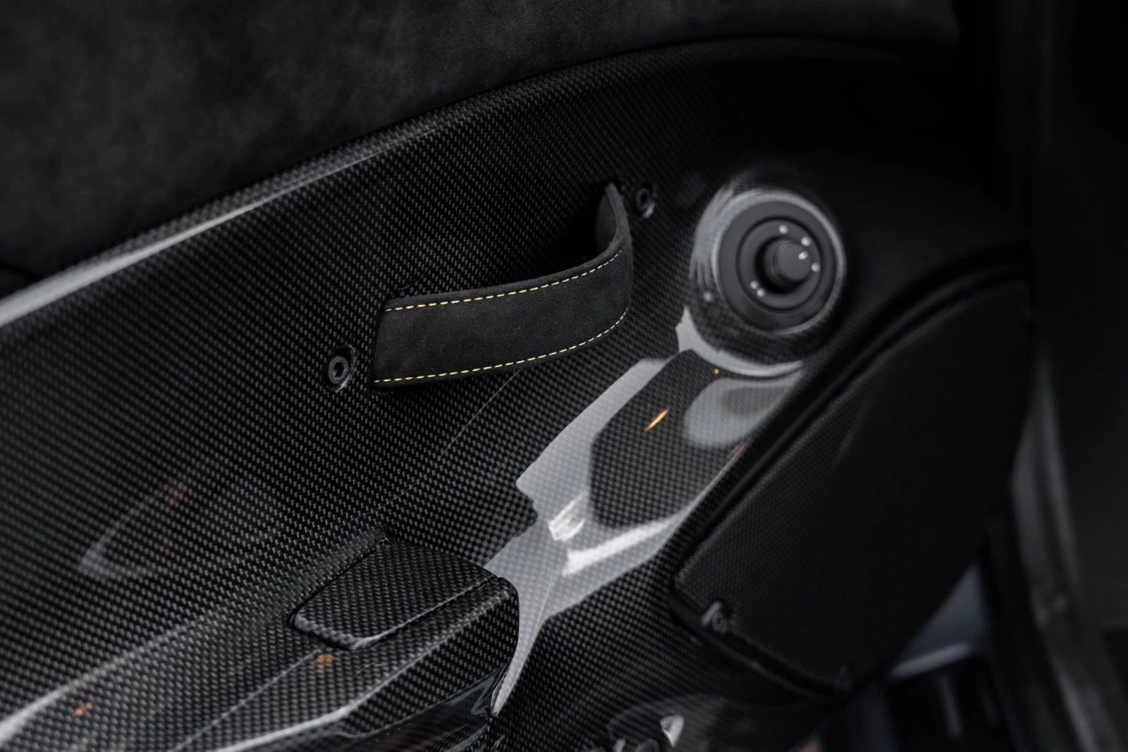 Ferrari 488 Pista Spider Carbon *  91* * * | Mobile.bg   14