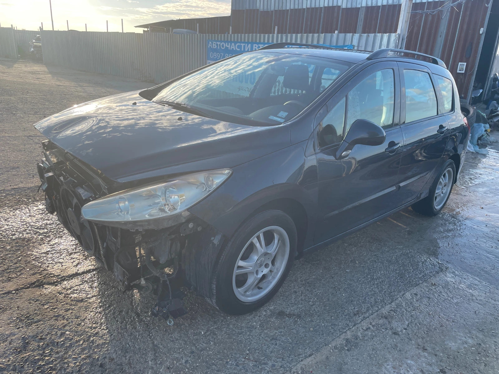 Peugeot 308 1.6 e-HDI - изображение 4