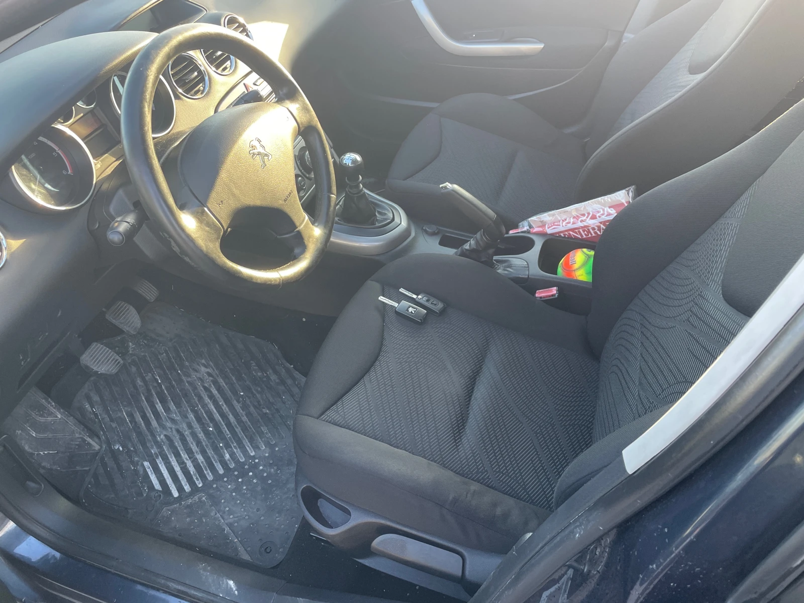 Peugeot 308 1.6 e-HDI - изображение 9