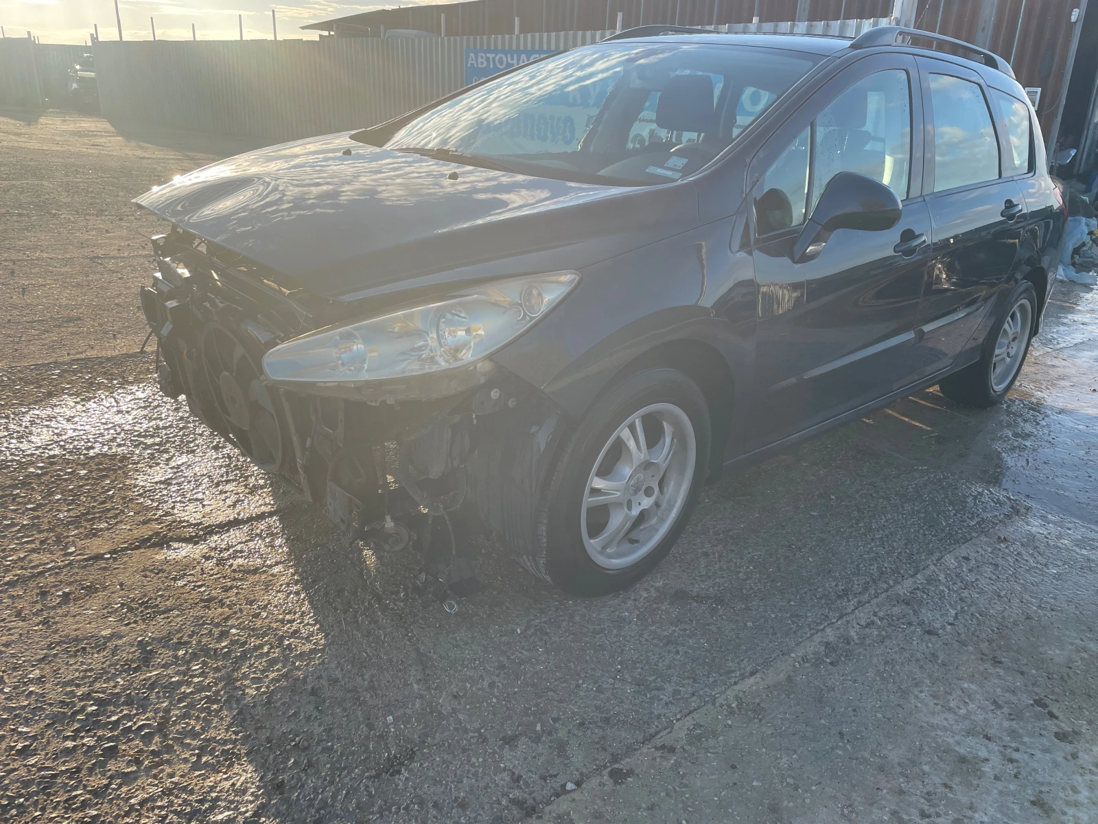 Peugeot 308 1.6 e-HDI - изображение 2