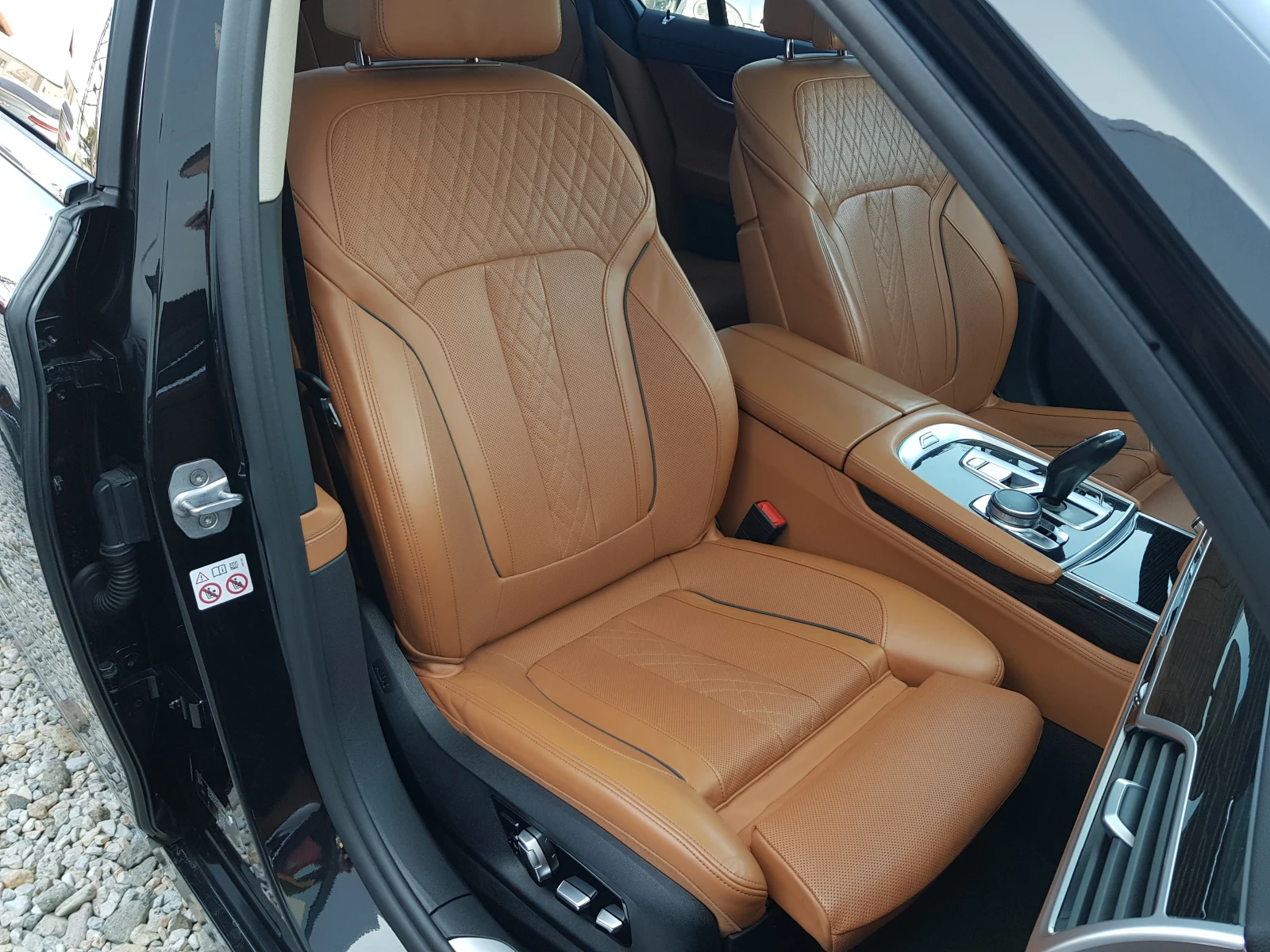 BMW 740 D XDRIVE КЕЙ ЛЕС ВАКУМ ОБДУХВАНЕ ДИСТРОНИК ХЕД ЪП  - изображение 10