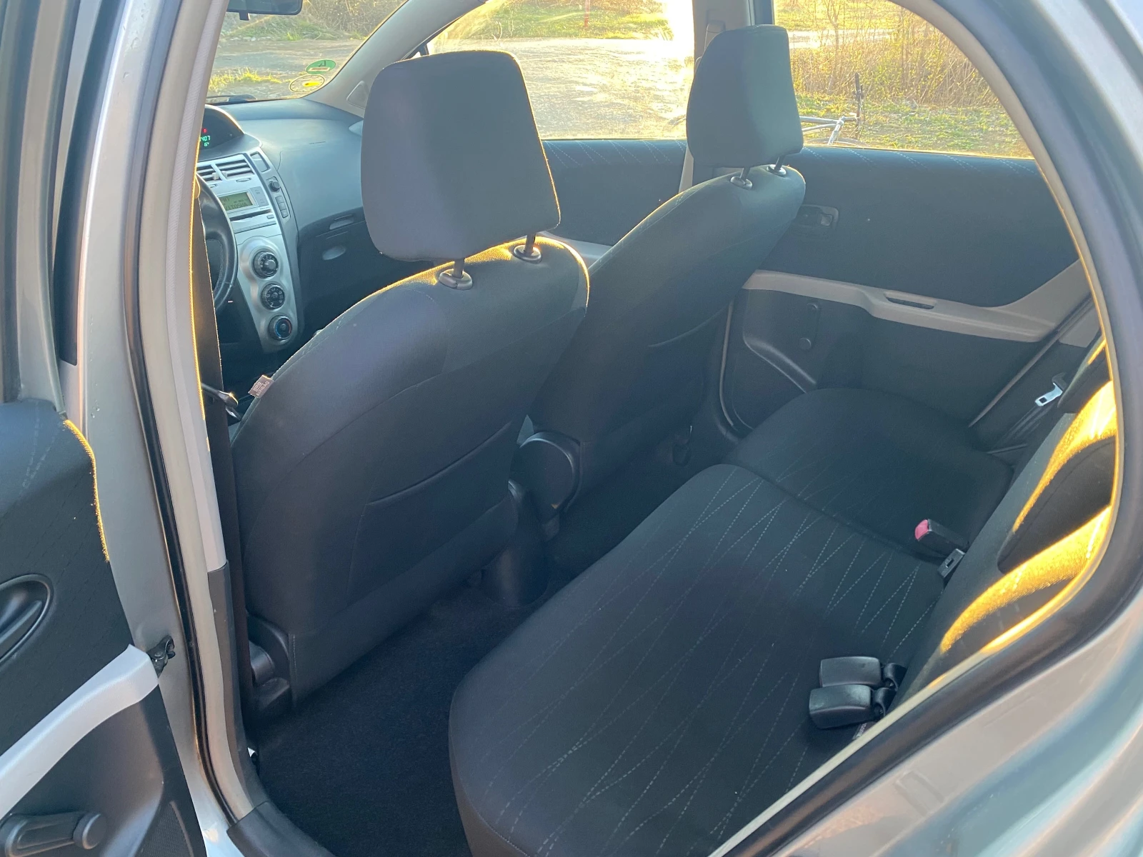 Toyota Yaris 1.4 D-4D - изображение 10