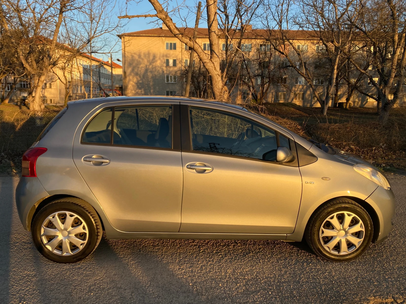 Toyota Yaris 1.4 D-4D - изображение 5