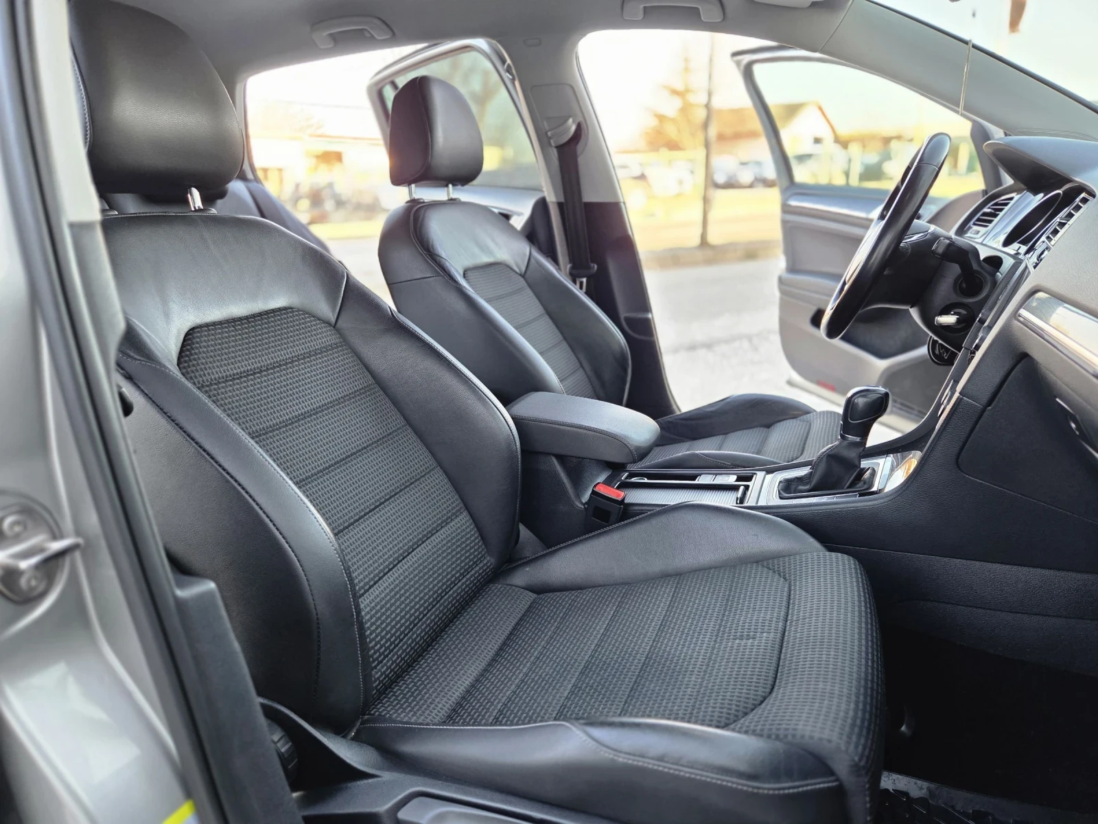 VW Golf 7     2.0TDI   DSG6 АВТОМАТ, снимка 6 - Автомобили и джипове - 53902961