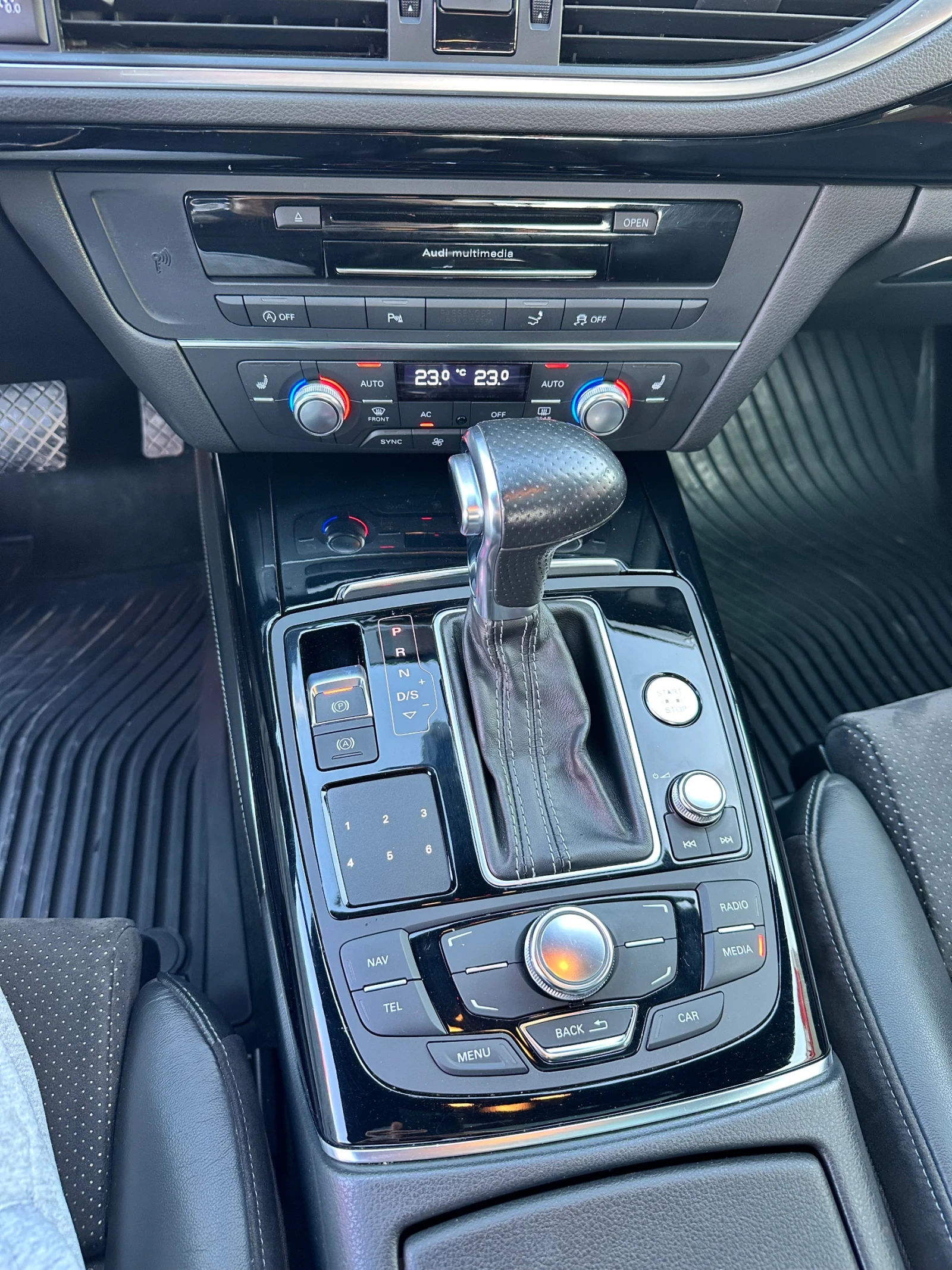 Audi A7 3.0 BITDI 8ZF Black Edition 2 комплекта 20* джанти, снимка 14 - Автомобили и джипове - 54169781