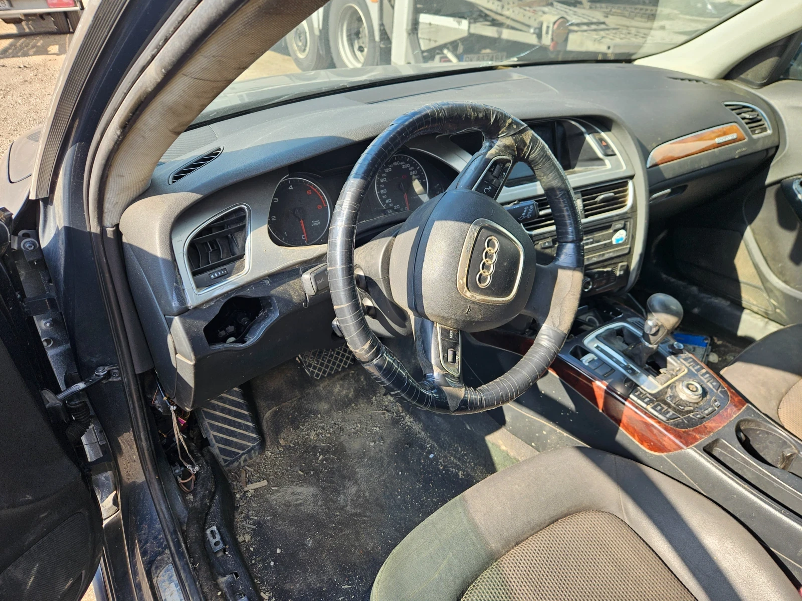 Audi A4 Allroad 3.0dizel 239ks 2011god-На части!!!, снимка 10 - Автомобили и джипове - 53866421