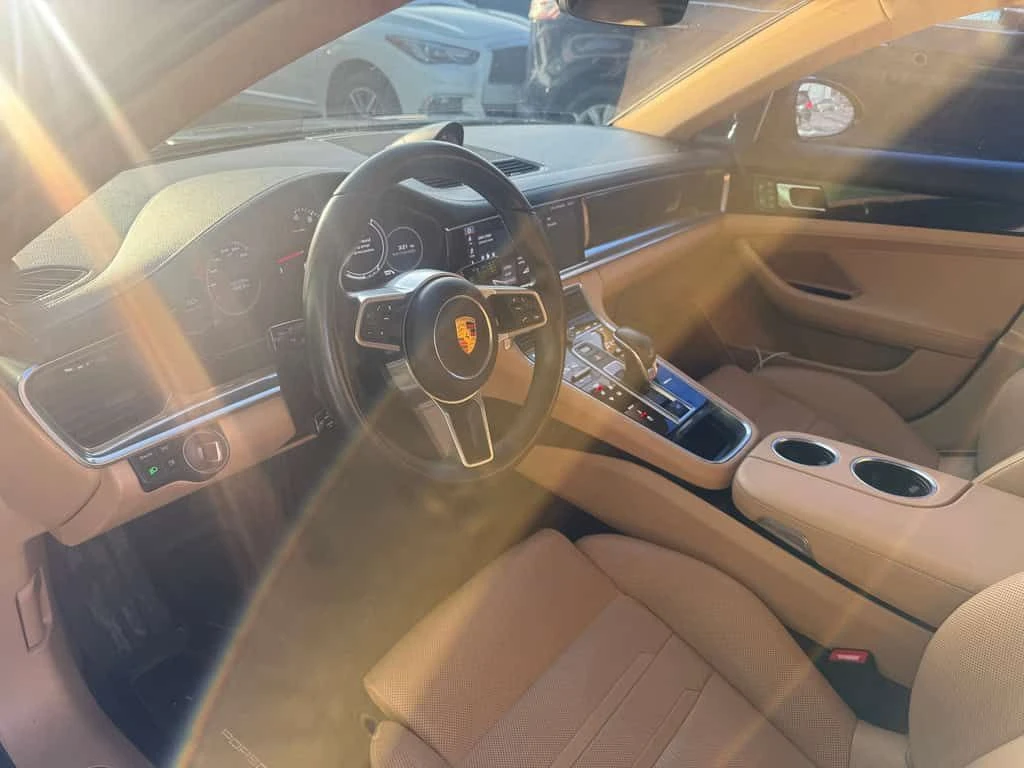 Porsche Panamera  4 AWD / CARFAX / MATRIX / BOSE , снимка 3 - Автомобили и джипове - 53875845