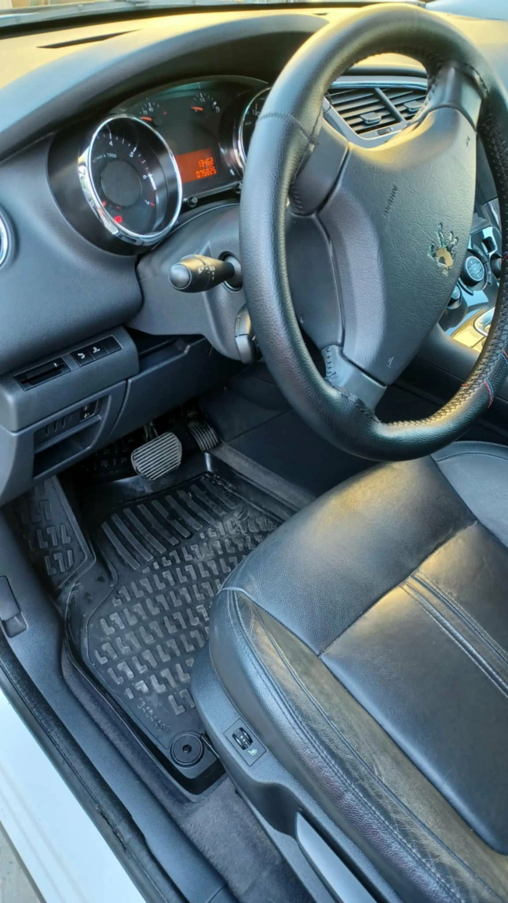 Peugeot 3008, снимка 5 - Автомобили и джипове - 54299115