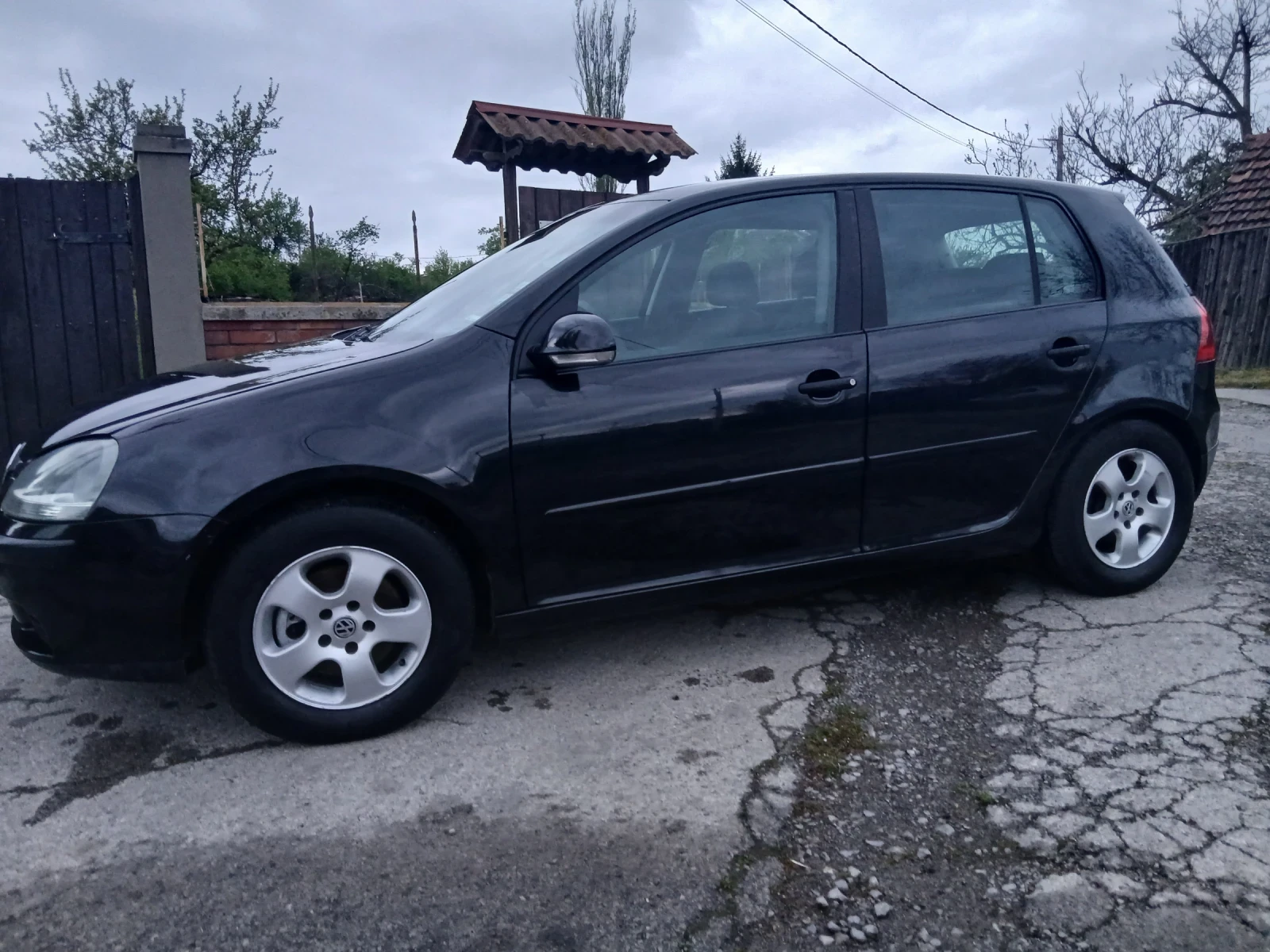 VW Golf 1.4i, снимка 2 - Автомобили и джипове - 54494300