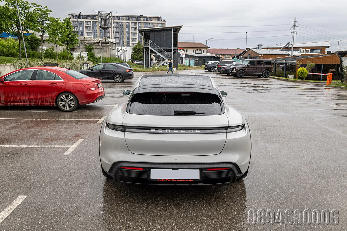Porsche Taycan 4M SPORT TOURISMO INDIVIDUAL DESIGNO ГАРАНЦИЯ, снимка 7 - Автомобили и джипове - 54647011