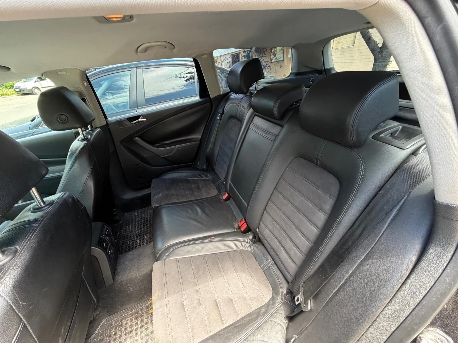 VW Passat 2.0 TDI, снимка 10 - Автомобили и джипове - 54719137