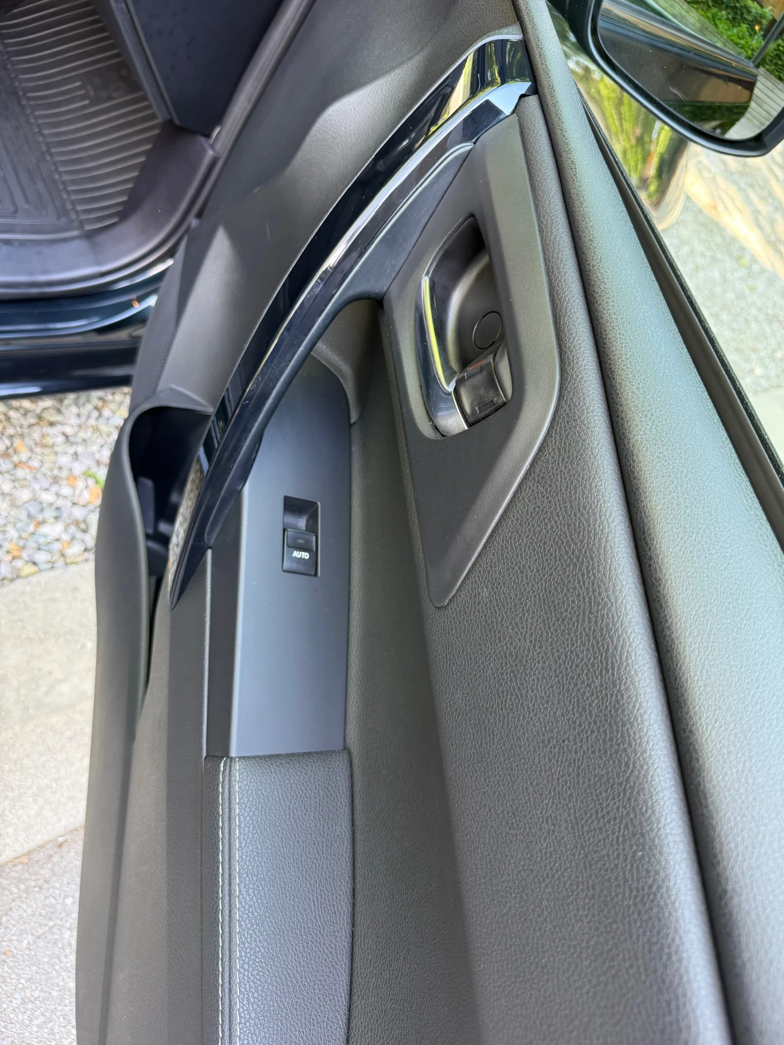 Toyota Auris Toyota Auris tauring sport hybrid , снимка 9 - Автомобили и джипове - 54891591