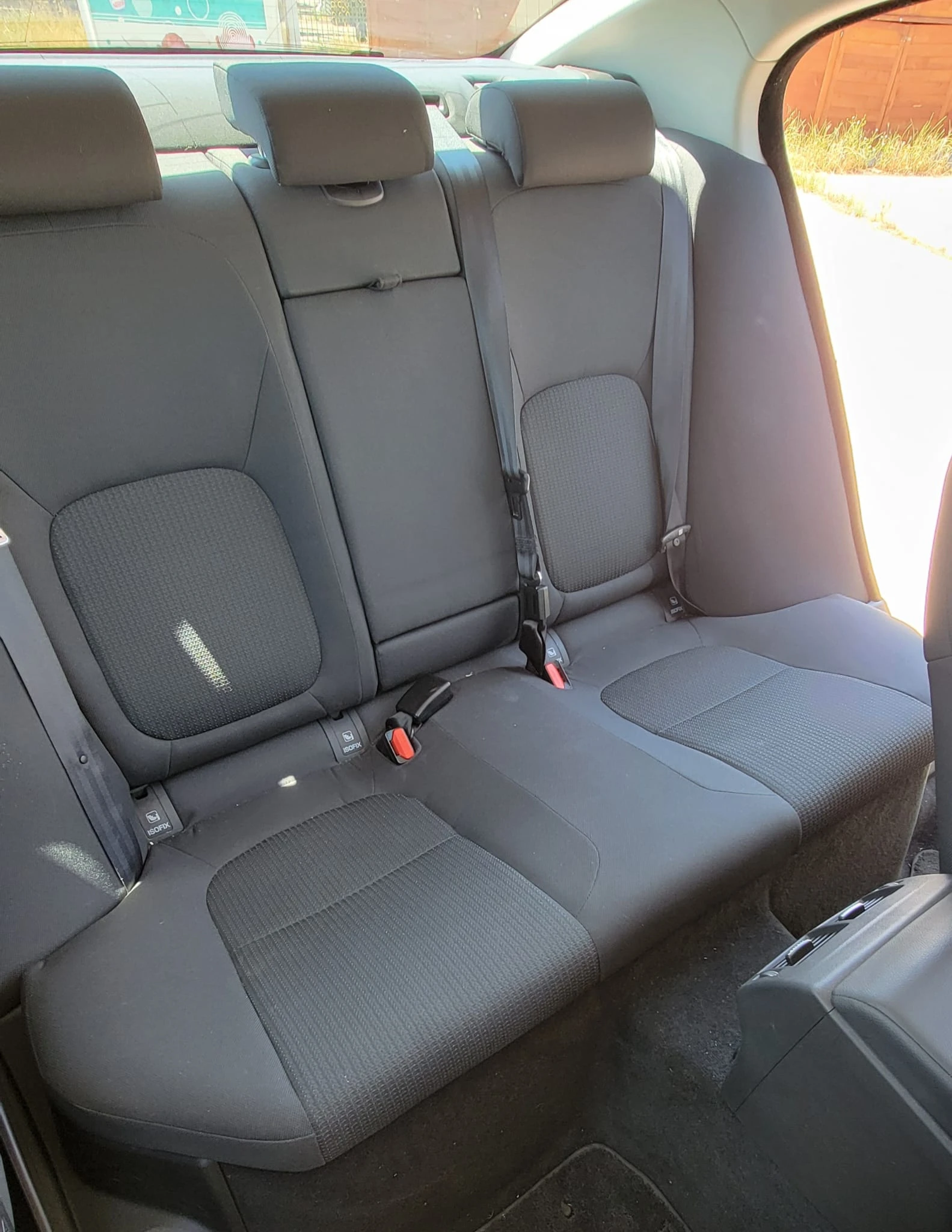 Jaguar XE 2.0D, снимка 9 - Автомобили и джипове - 55207547