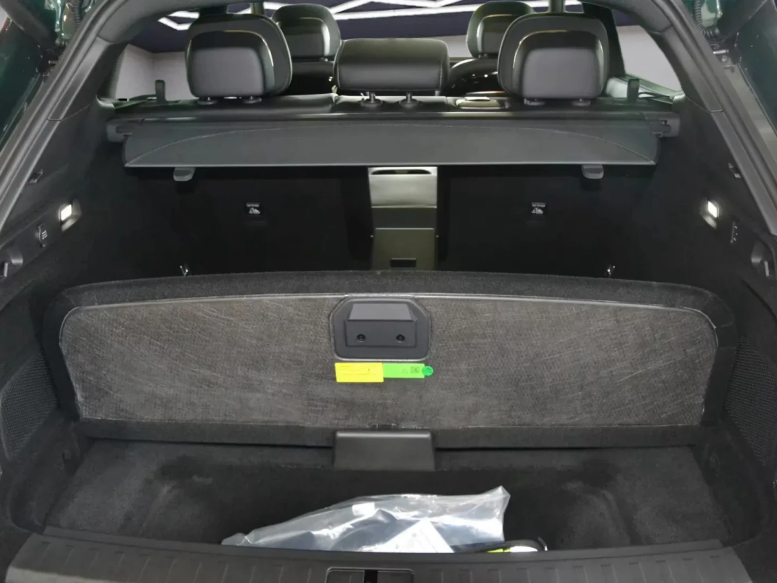 Zeekr 7X AWD 100KWH 646КС. ЧИСТО НОВ COMFORT ПАКЕТ, снимка 8 - Автомобили и джипове - 55433961