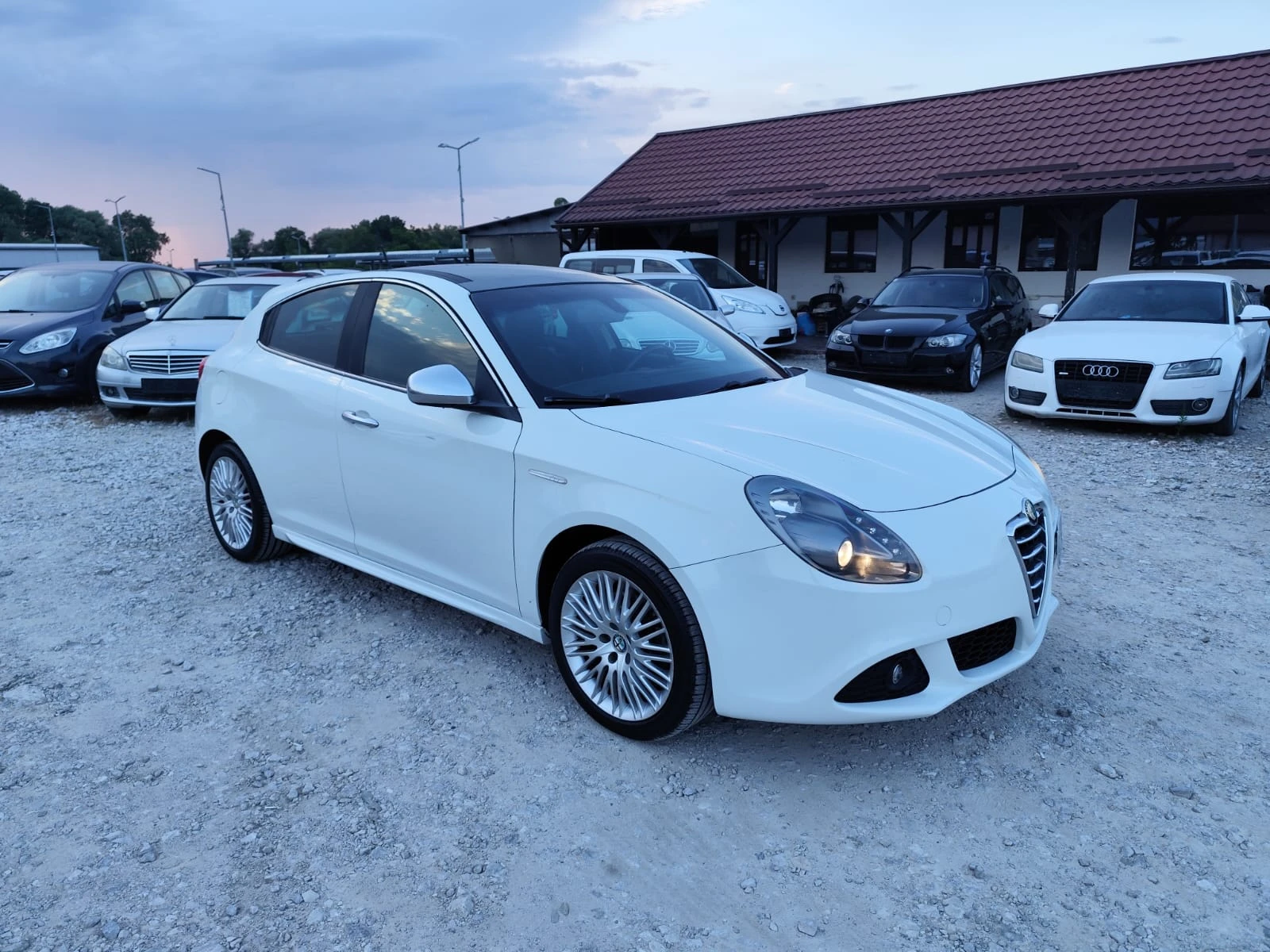 Alfa Romeo Giulietta 2.0 дизел 140 коня Италия, снимка 3 - Автомобили и джипове - 55707026