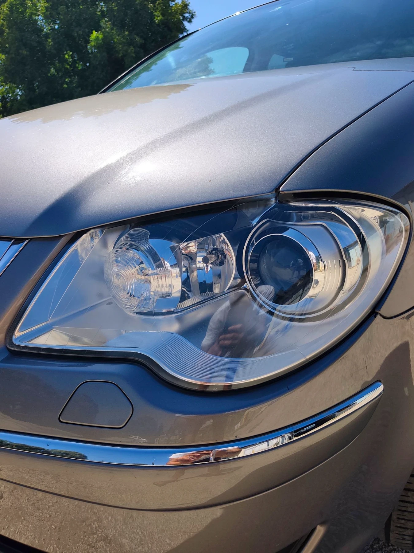 VW Touran FULL Highline 1.9, снимка 5 - Автомобили и джипове - 55968961