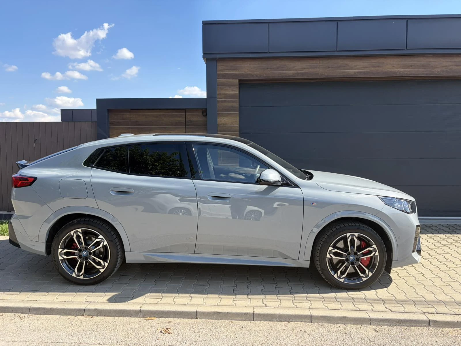 BMW iX2 M SPORT 20  PANO | Mobile.bg � ����������� 4