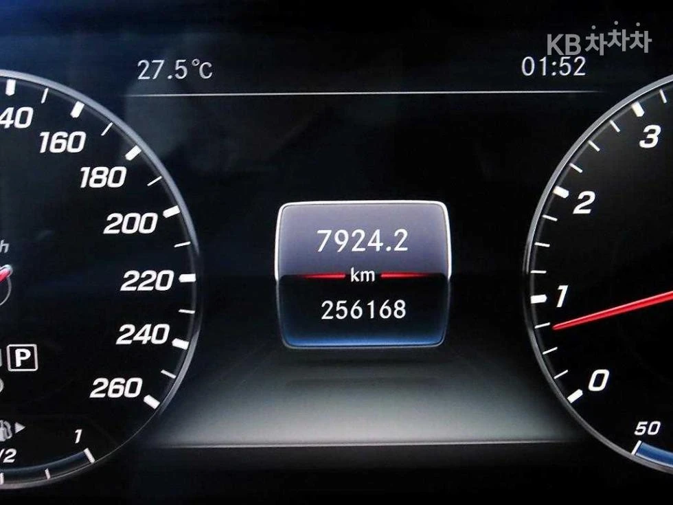 Mercedes-Benz E 300 4Matic  / Exclusive | Mobile.bg � ����������� 8
