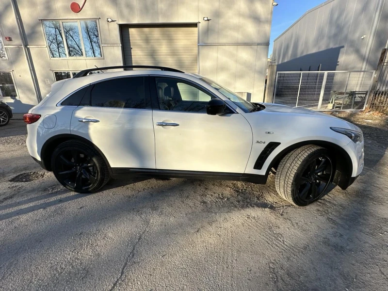 Infiniti QX70 S, снимка 6 - Автомобили и джипове - 47151768