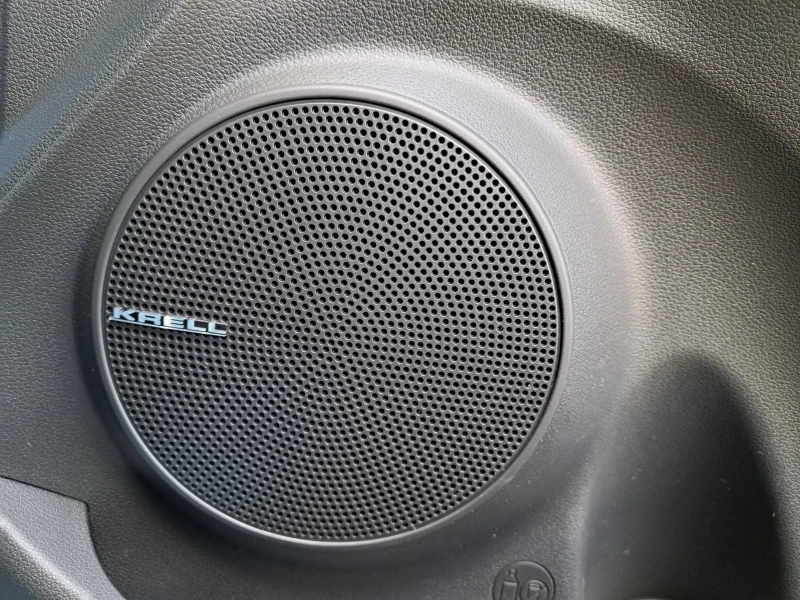 Hyundai Kona 64 kWh FACELIFT, снимка 16 - Автомобили и джипове - 52688722