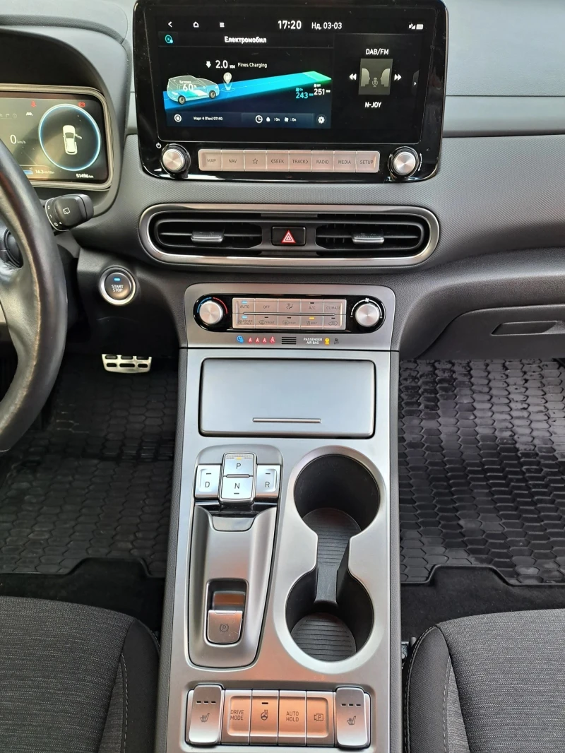 Hyundai Kona 64 kWh FACELIFT, снимка 13 - Автомобили и джипове - 52688722