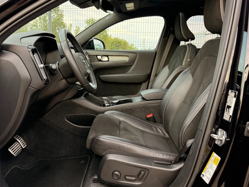 Volvo XC40 Recharge Twin Motor 408 HP, снимка 8 - Автомобили и джипове - 51252903