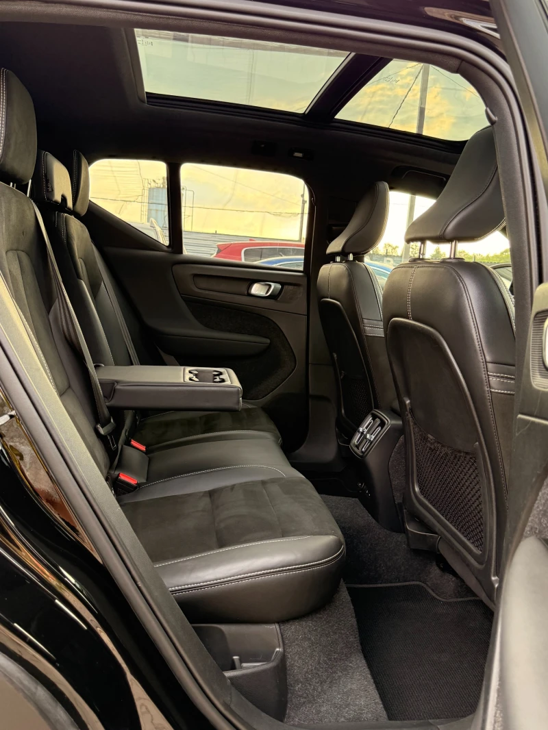 Volvo XC40 Recharge Twin Motor 408 HP, снимка 11 - Автомобили и джипове - 51252903