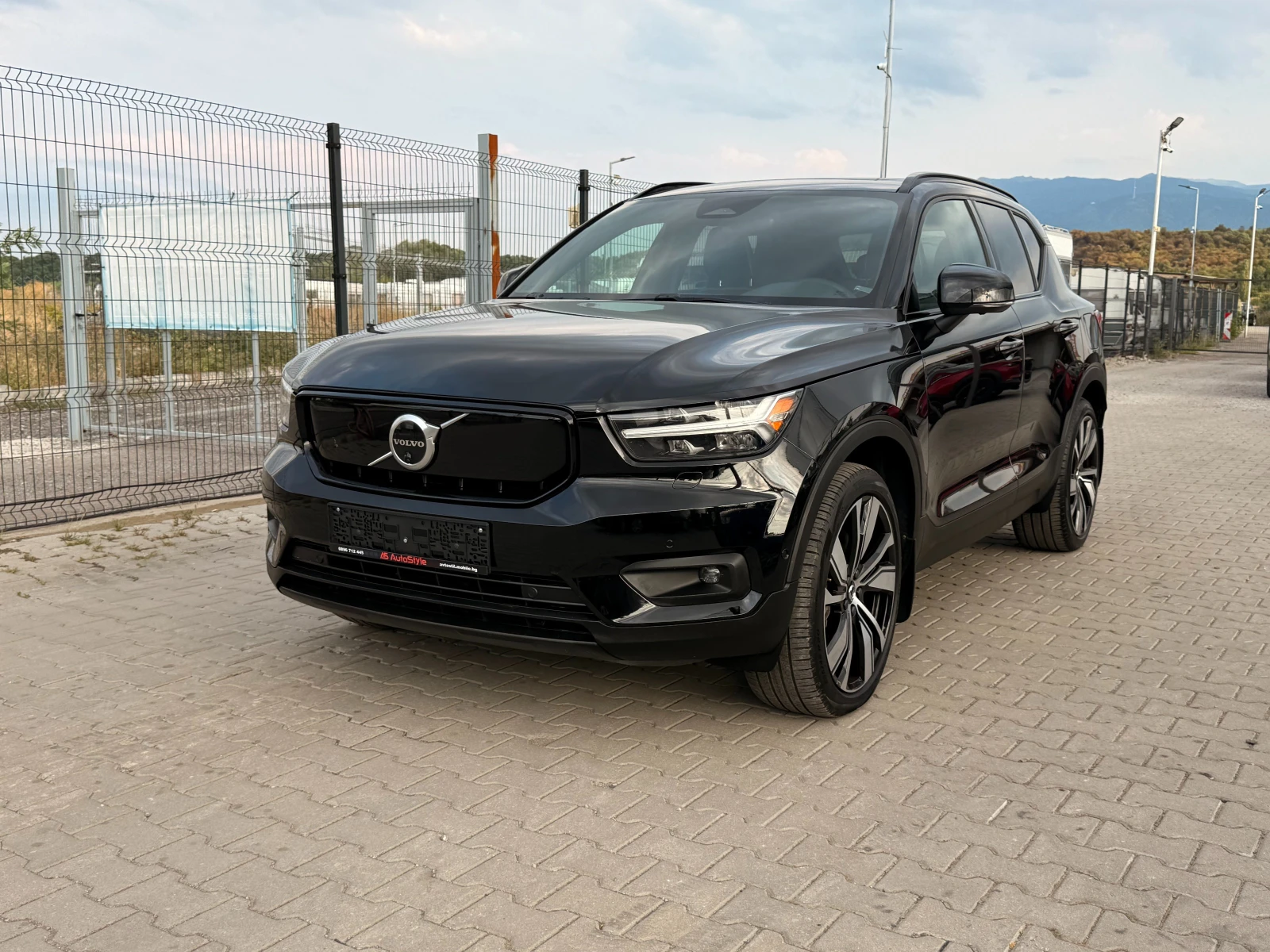 Volvo XC40 Recharge Twin Motor 408 HP, снимка 1