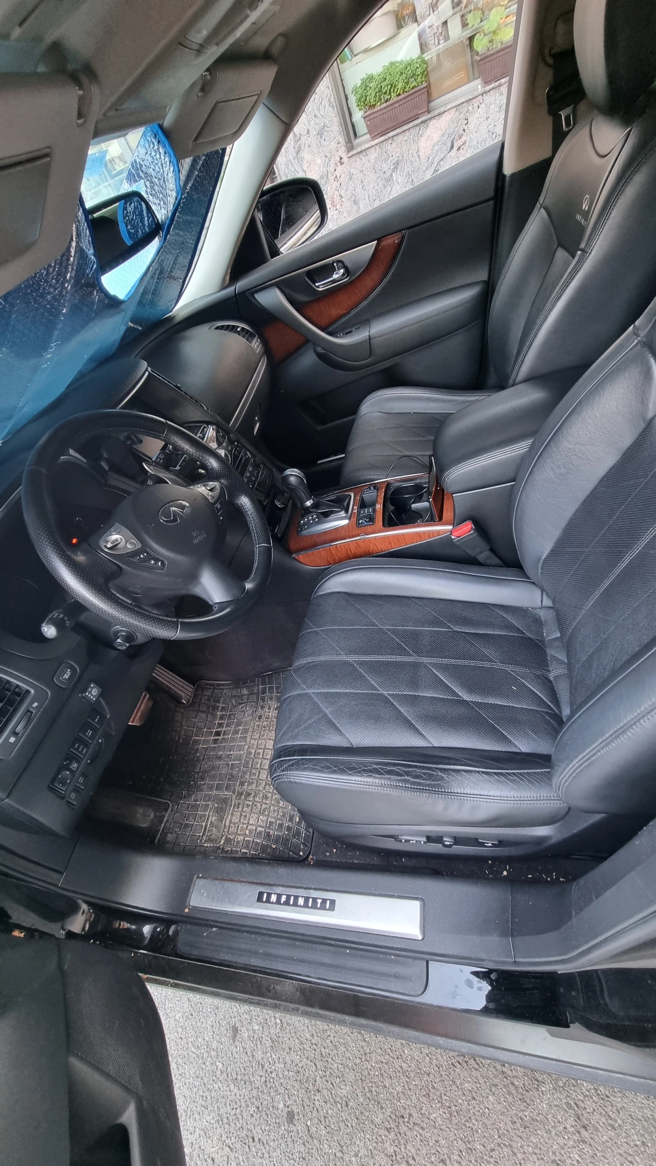 Infiniti Fx 35  - изображение 4