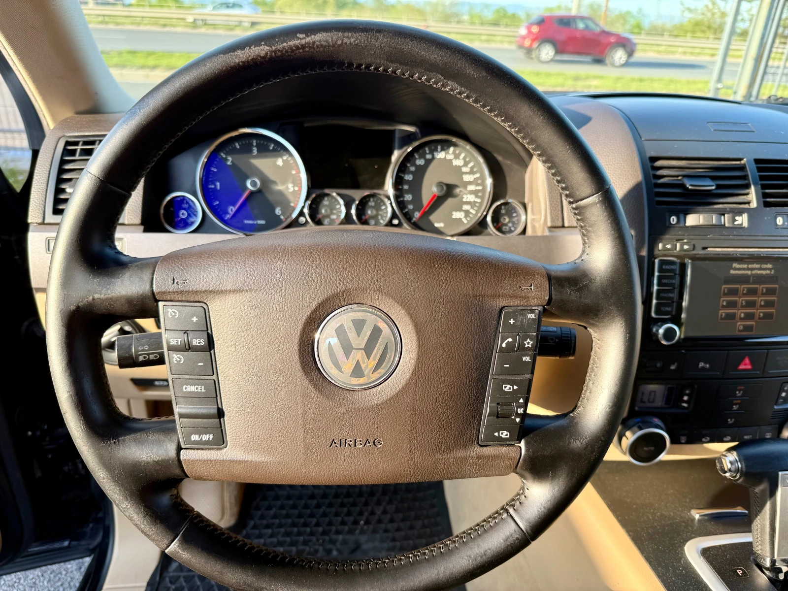 VW Touareg 3.0 TDI /// | Mobile.bg   13