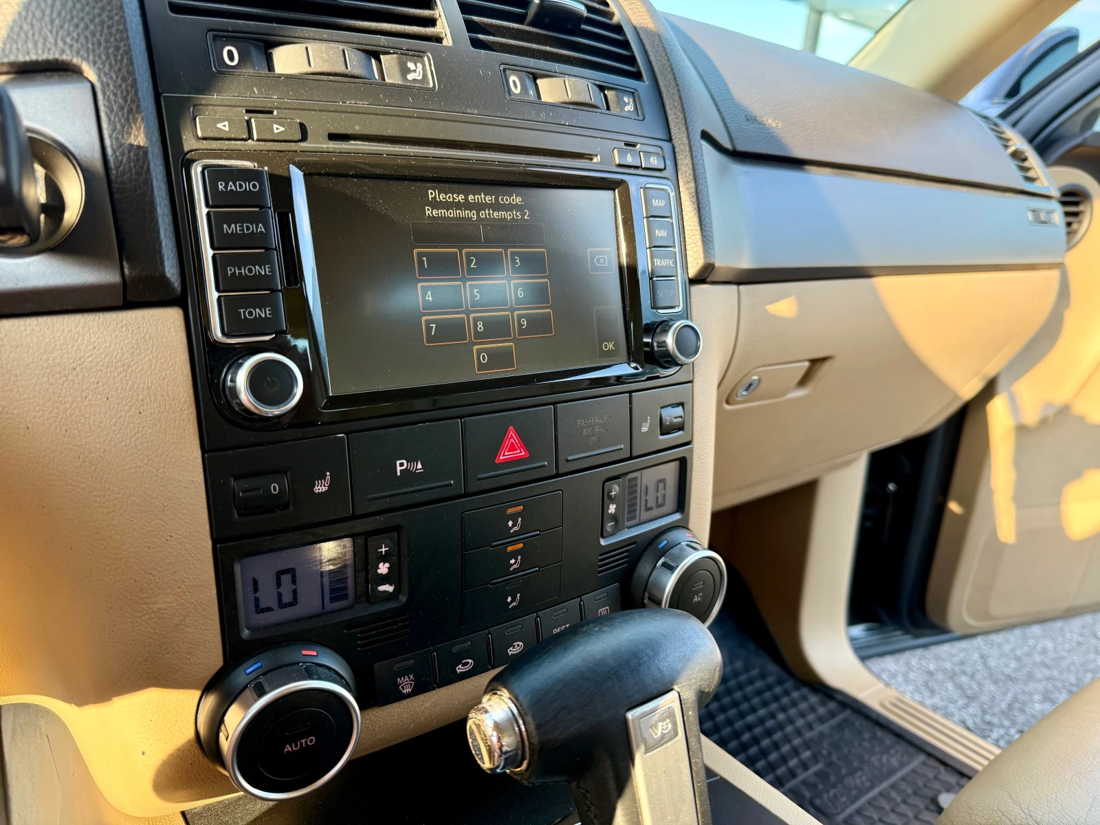 VW Touareg 3.0 TDI /// | Mobile.bg   14