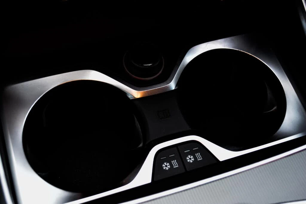 BMW X6 M50i* Laser* 360* * Pano*  | Mobile.bg   12