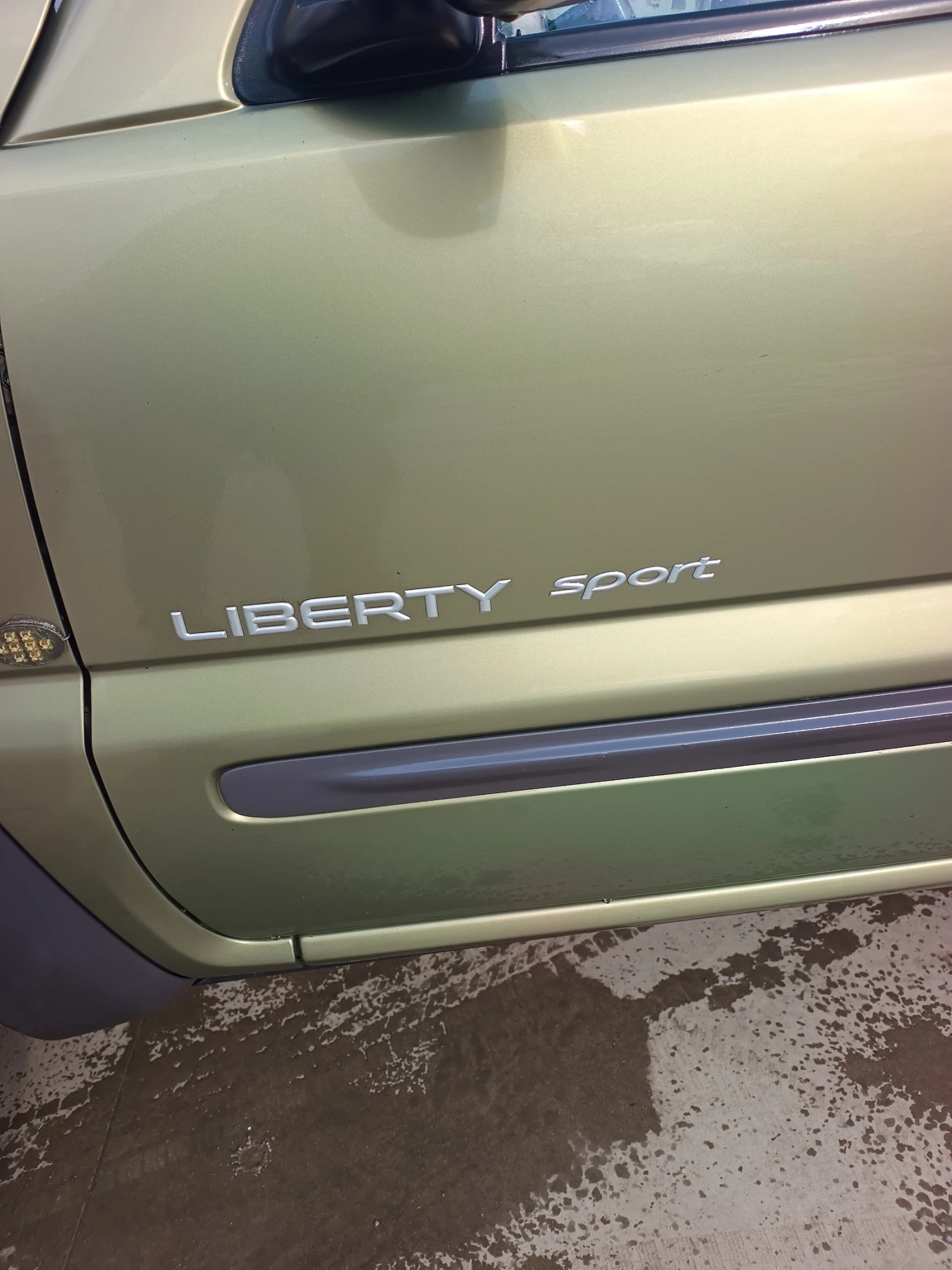 Jeep Cherokee 3.7 | Mobile.bg � ����������� 7