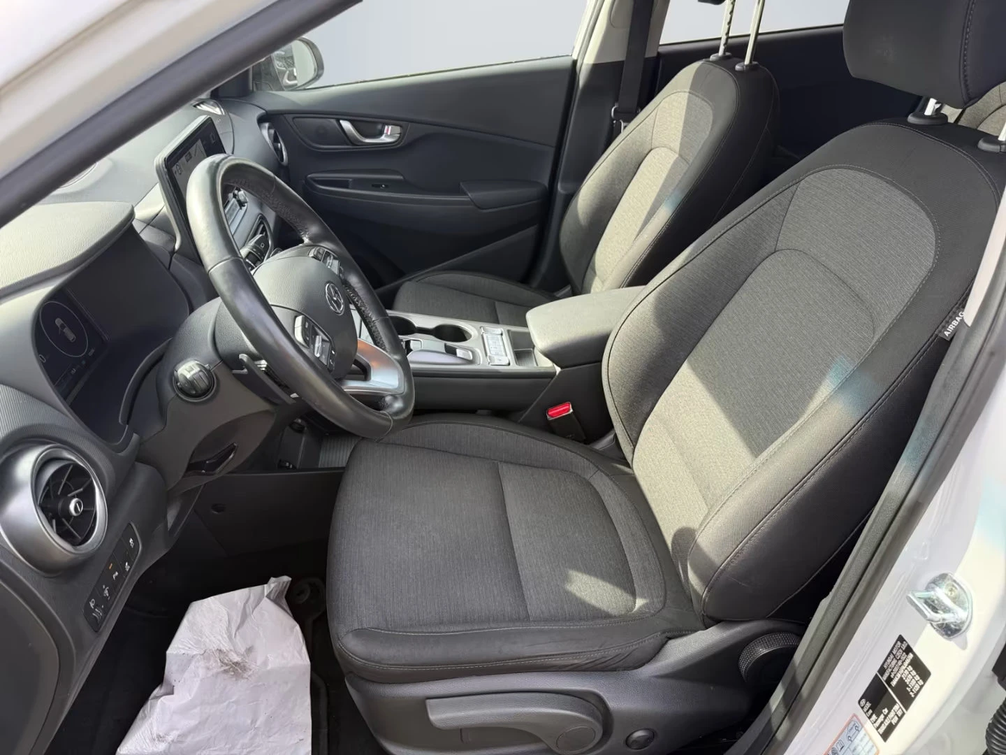 Hyundai Kona EV/204HP/TREND/CAM/NAVI/LED/CPLAY/H.PUMP/247q, снимка 9 - Автомобили и джипове - 54407676