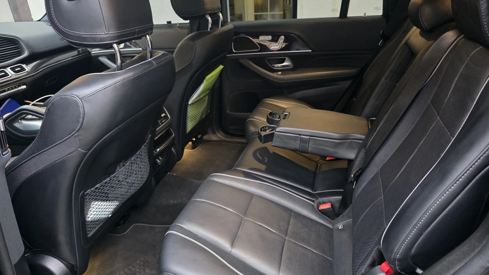 Mercedes-Benz GLS580, снимка 11 - Автомобили и джипове - 54555919