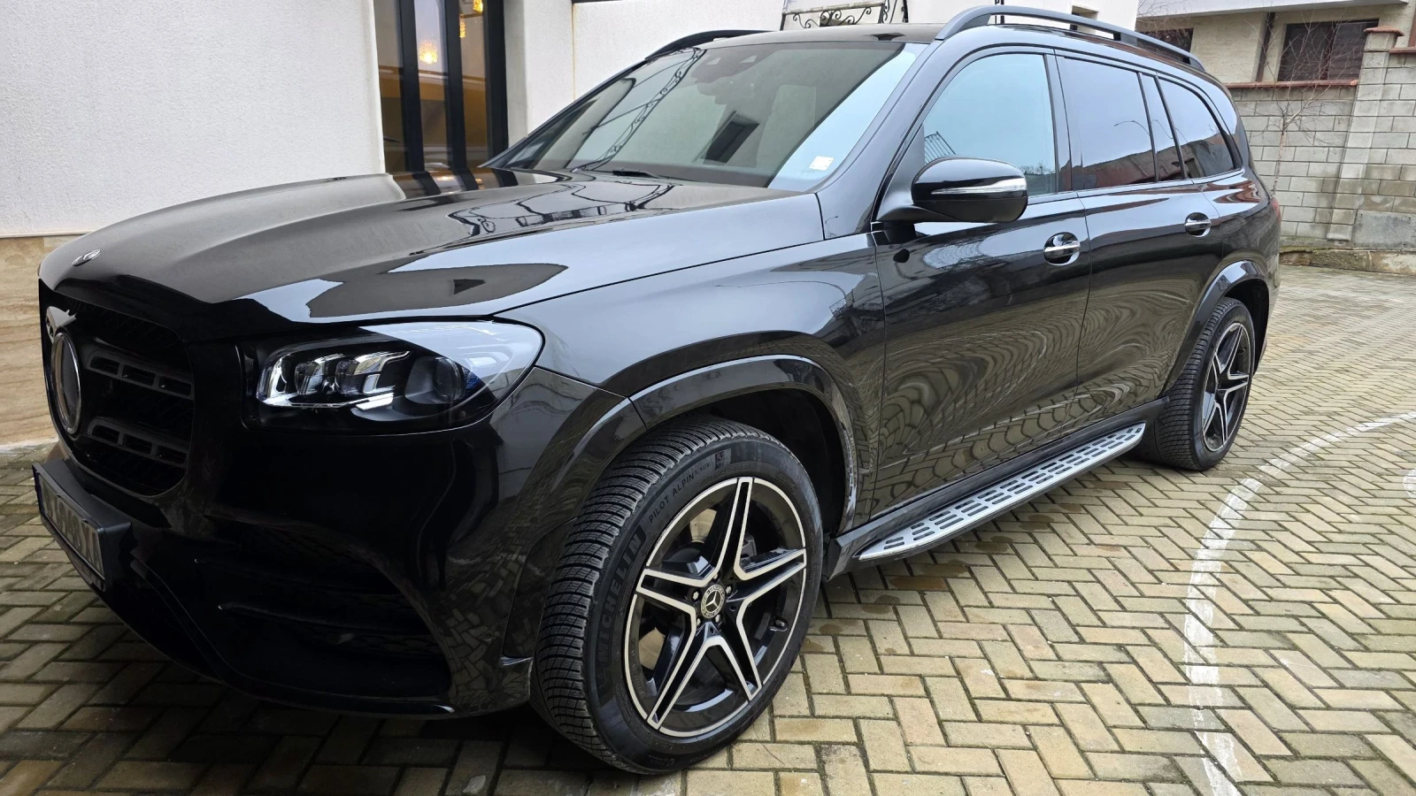Mercedes-Benz GLS580, снимка 4 - Автомобили и джипове - 54555919