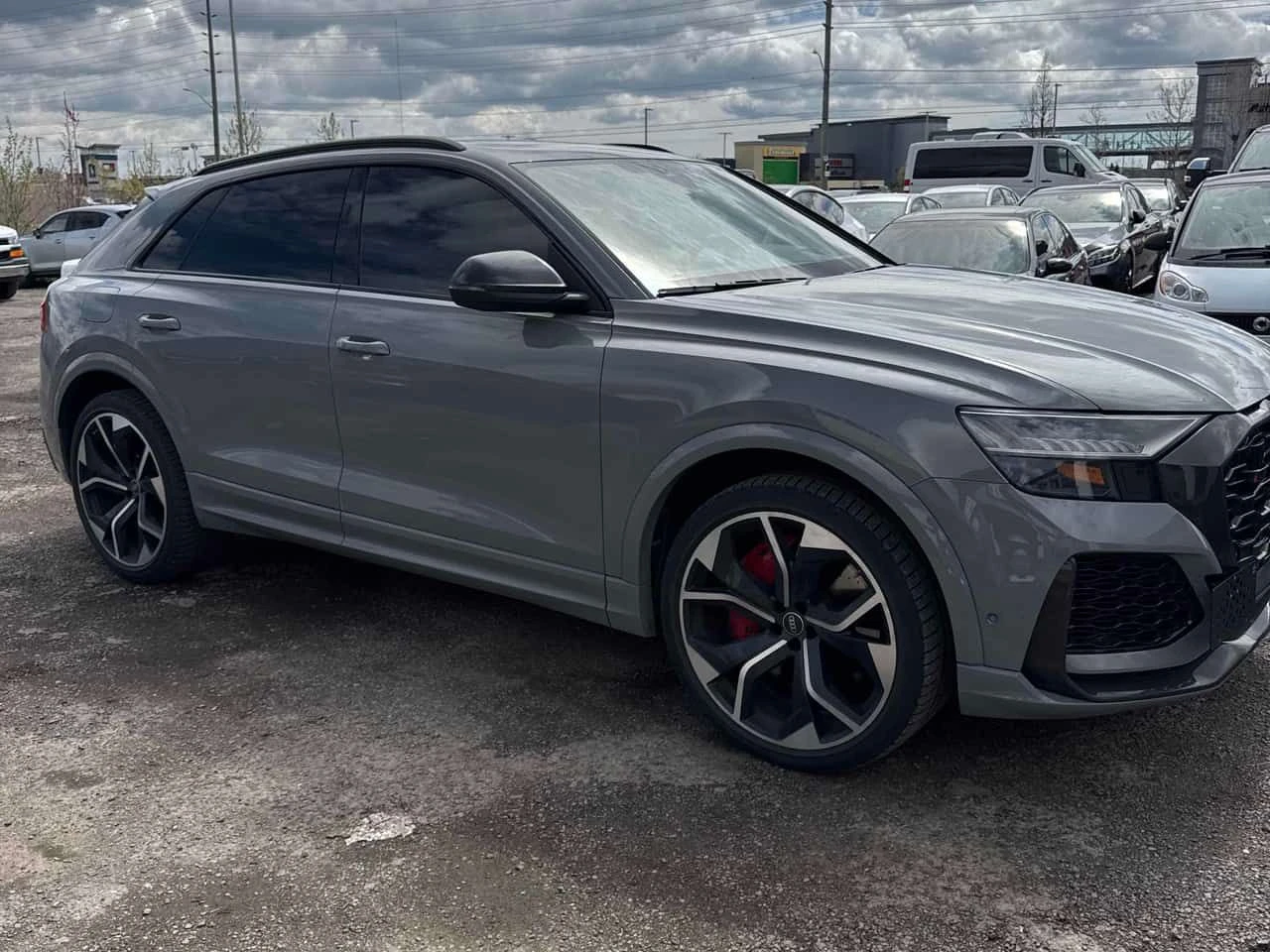 Audi RSQ8 4.0 TFSI quattro | CARFAX + ГУМИ И ДЖАНТИ, снимка 4 - Автомобили и джипове - 54716198