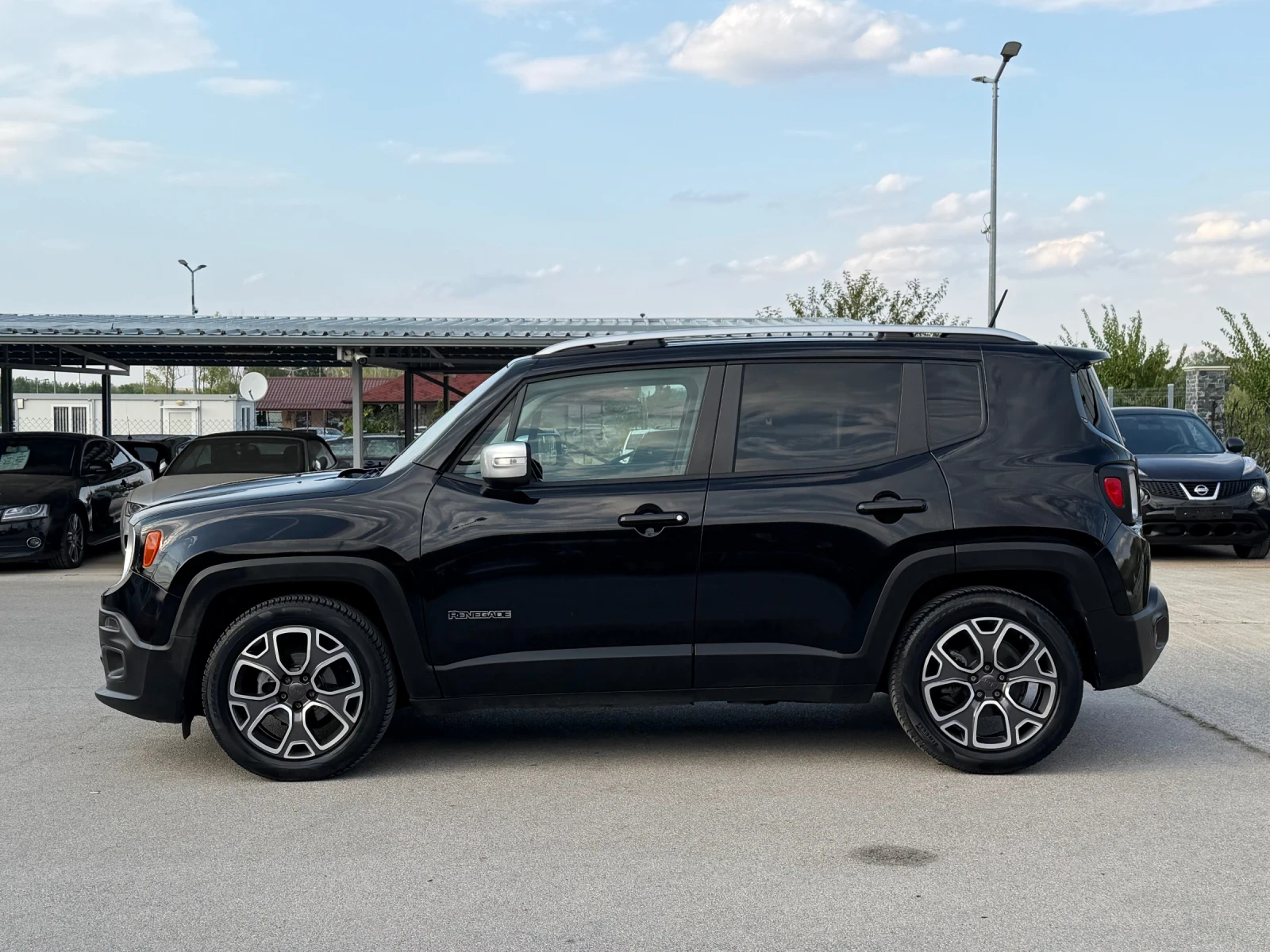 Jeep Renegade 1.4TURBO АВТОМАТ, снимка 2 - Автомобили и джипове - 55829429