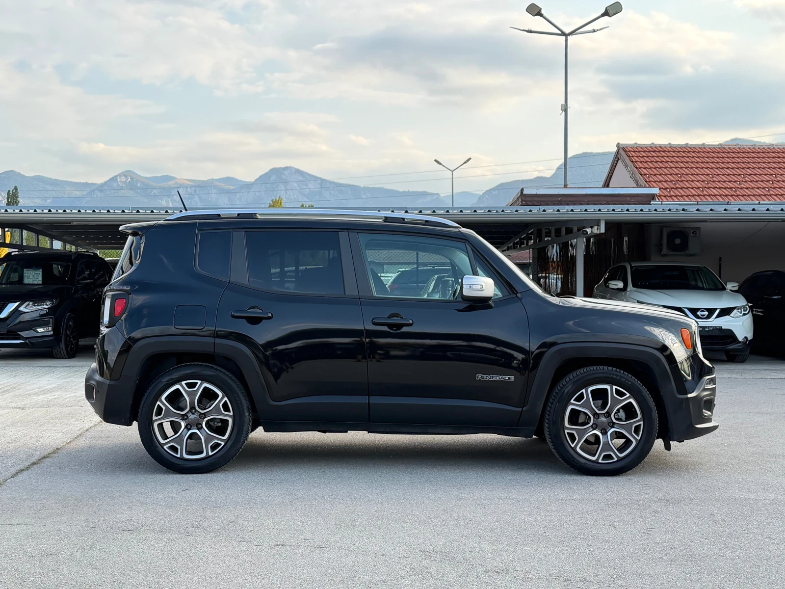 Jeep Renegade 1.4TURBO АВТОМАТ, снимка 5 - Автомобили и джипове - 55829429