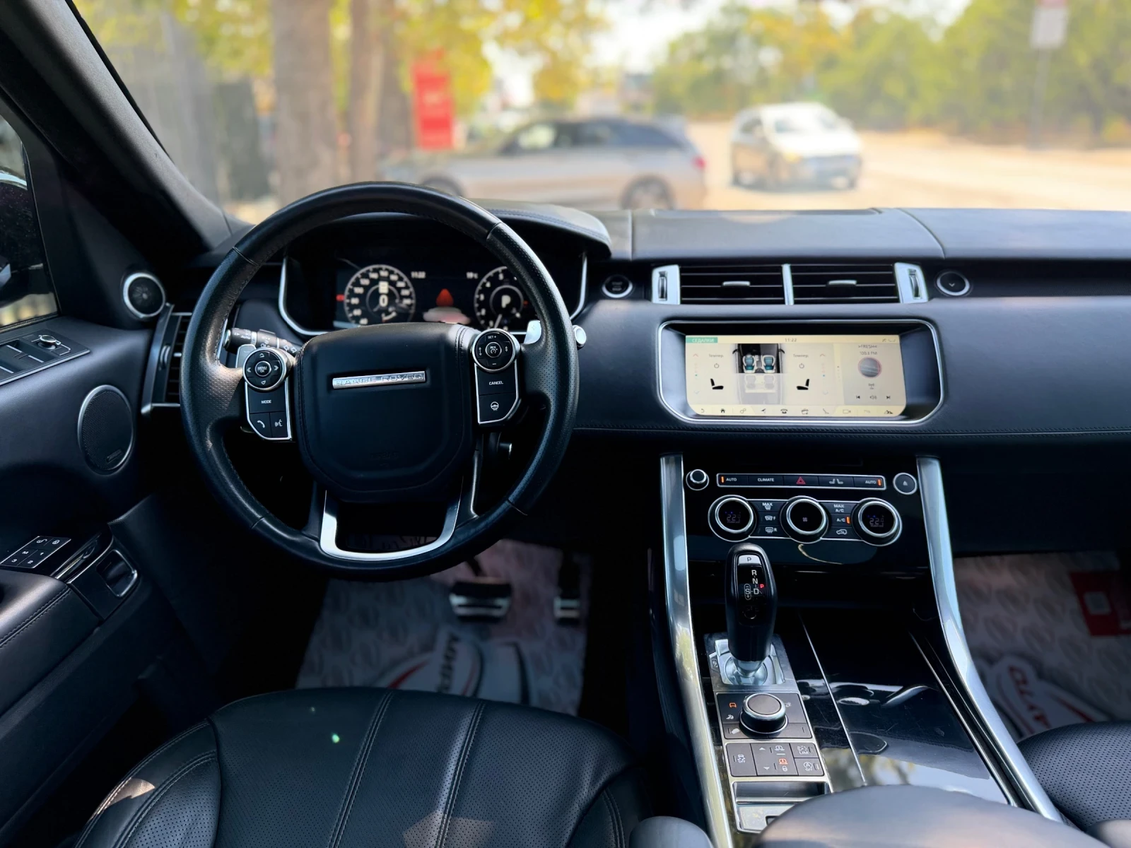 Land Rover Range Rover Sport 66000km* 7-места* Обдухване и подгрев* Камера 360*, снимка 14 - Автомобили и джипове - 56022715