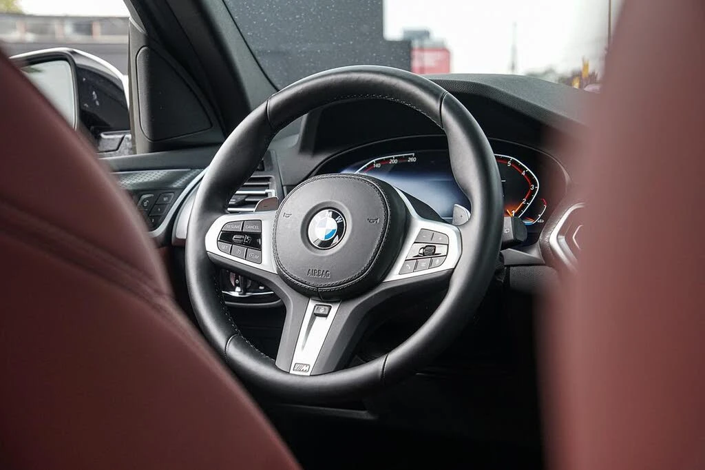 BMW X3 2024* M-SPORT PK* HUD* DIS* PANO* КРАЙНА ЦЕНА, снимка 6 - Автомобили и джипове - 56046256