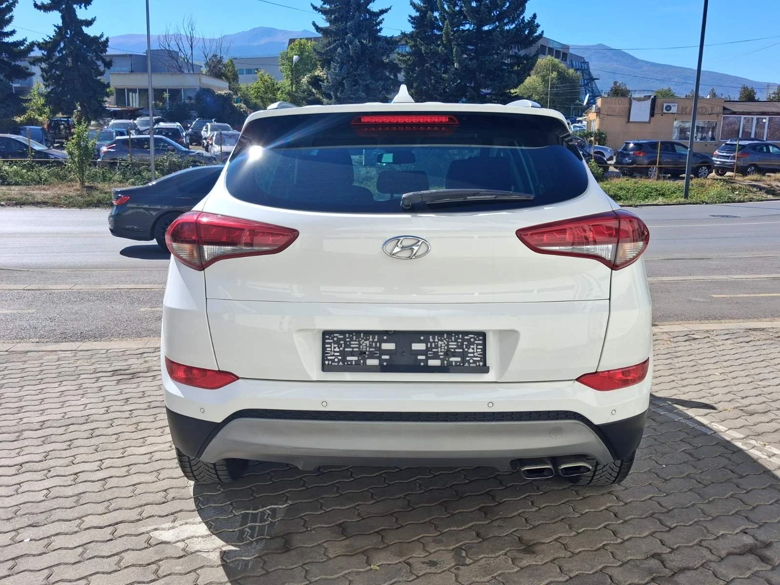 Hyundai Tucson 2.0 | 185 к.с. | 4x4 | Автоматик* * , снимка 6 - Автомобили и джипове - 56336967