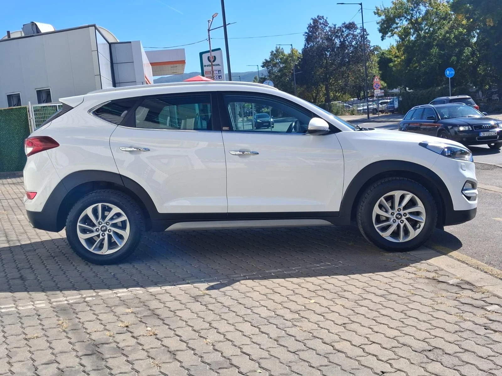 Hyundai Tucson 2.0 | 185 к.с. | 4x4 | Автоматик* * , снимка 7 - Автомобили и джипове - 56336967