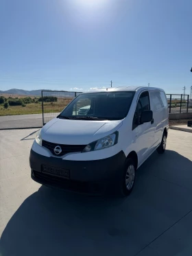 ������ Nissan NV200